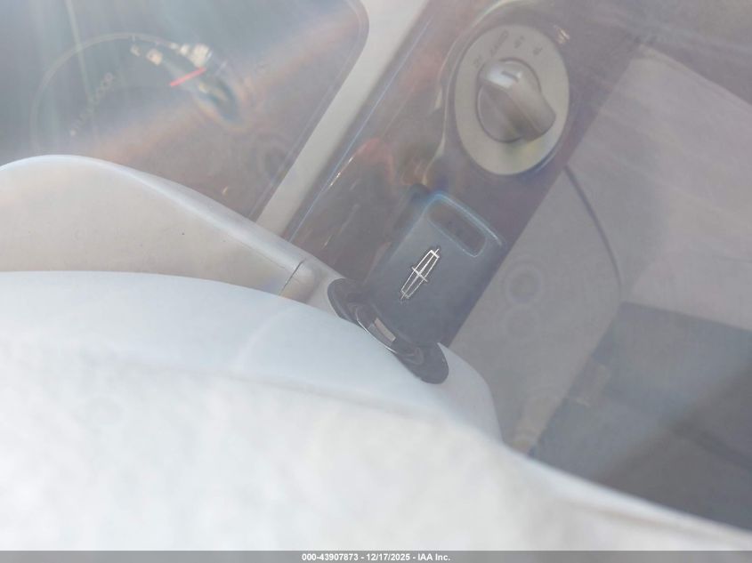 2006 Lincoln Navigator Luxury/Ultimate VIN: 5LMFU28506LJ00383 Lot: 43907873