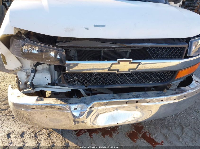 2011 Chevrolet Express Cutaway Work Van VIN: 1GB3G2CGXB1121049 Lot: 43907918