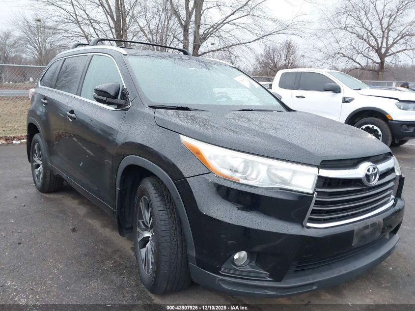 TOYOTA HIGHLANDER XLE V6