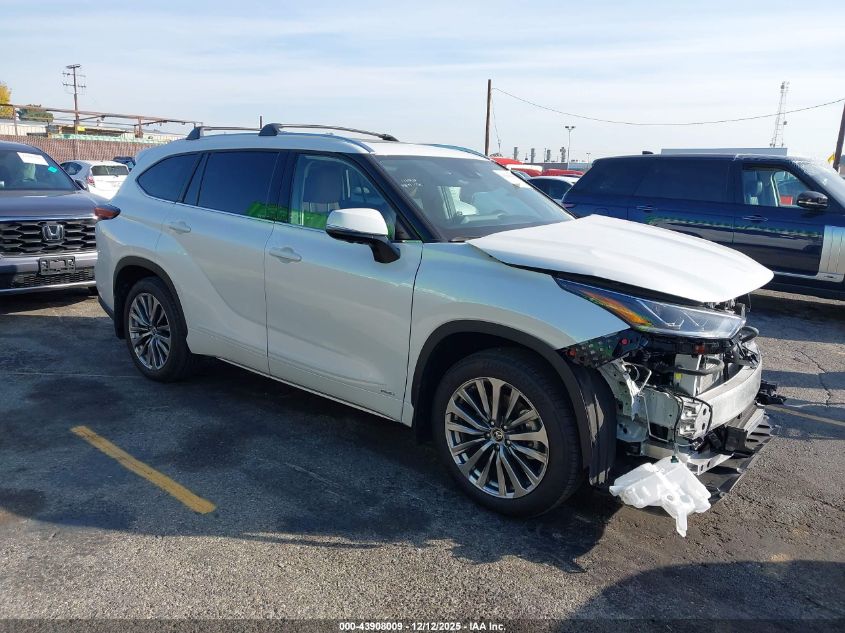 TOYOTA HIGHLANDER LIMITED 25TH EDITION