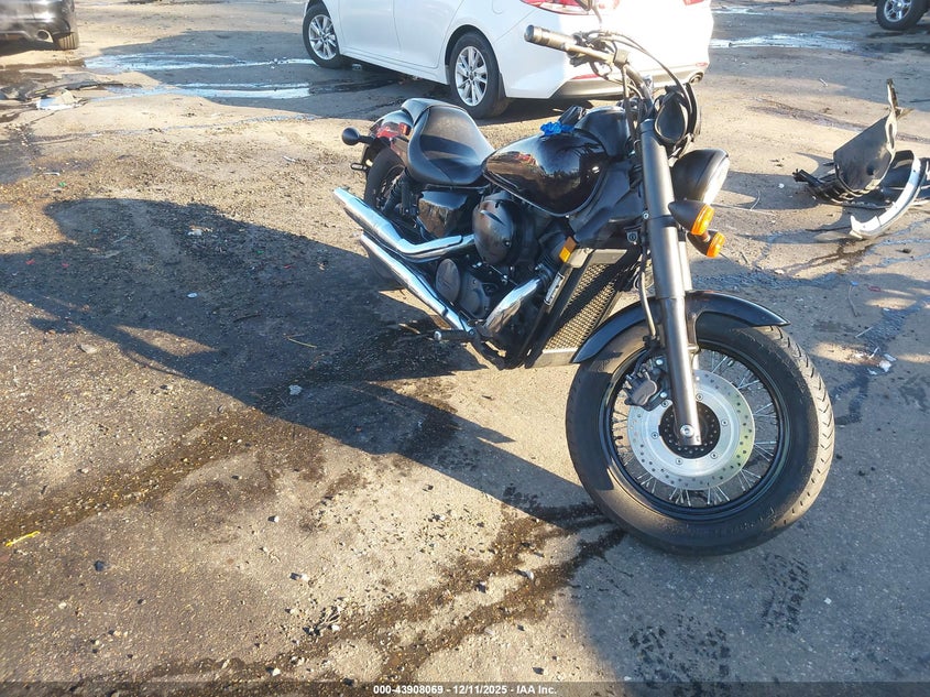 JH2RC5381FK500282 HONDA VT750 Photo 1