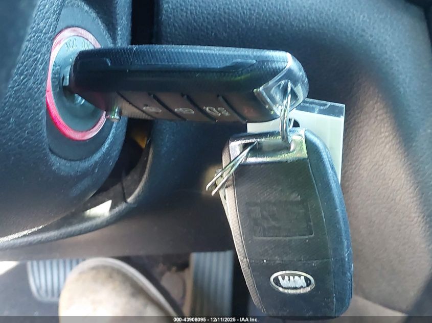 2016 Kia Optima Lx VIN: 5XXGT4L3XGG109609 Lot: 43908095