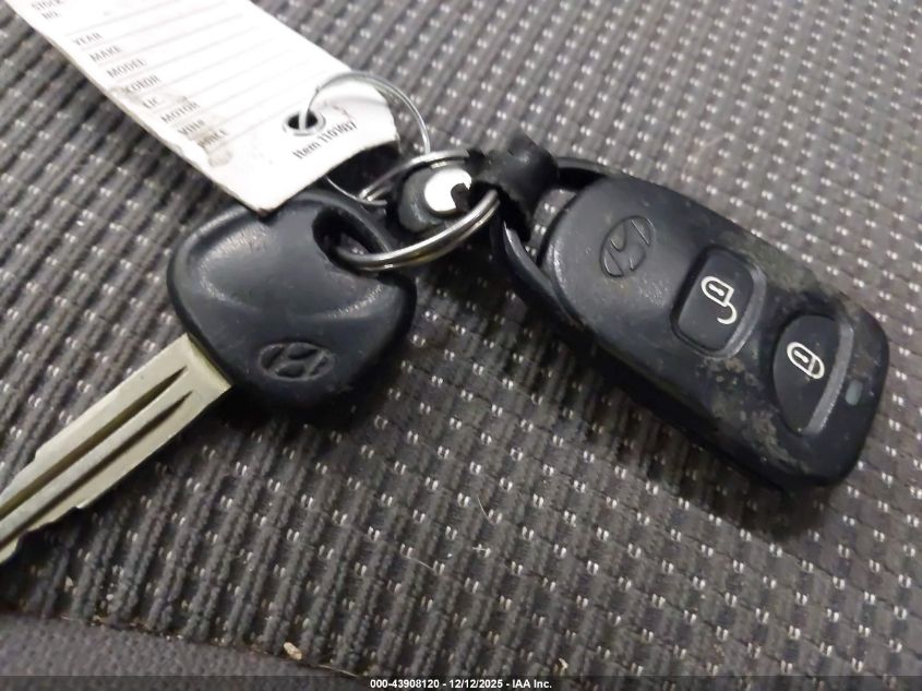 2006 Hyundai Tucson Gl VIN: KM8JM12BX6U250100 Lot: 43908120