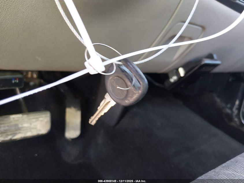 2007 GMC Sierra 2500Hd Work Truck VIN: 1GTHC24K77E533932 Lot: 43908149