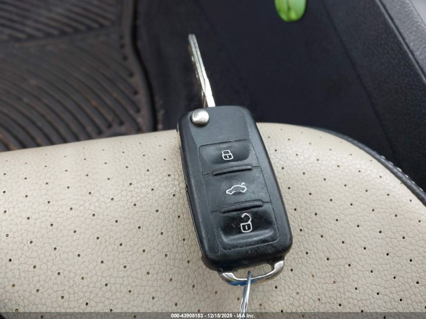 2014 Volkswagen Passat 1.8T Se VIN: 1VWBT7A37EC086816 Lot: 43908153