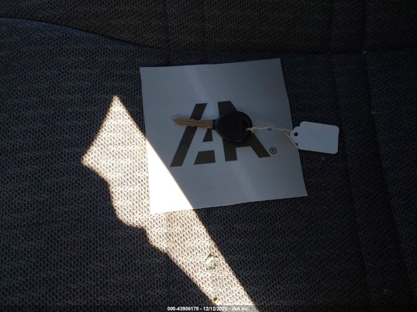 2000 Jeep Cherokee Sport VIN: 1J4FF48S8YL236910 Lot: 43908178