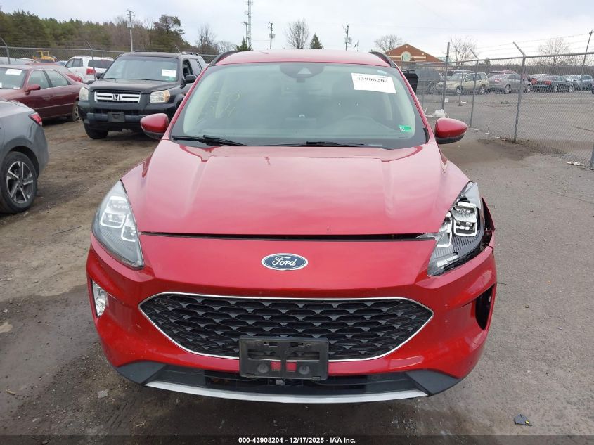 2020 Ford Escape Titanium VIN: 1FMCU9J9XLUB17791 Lot: 43908204