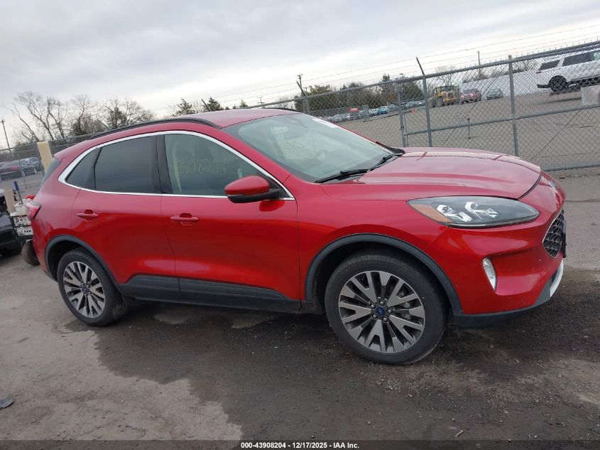 2020 Ford Escape Titanium VIN: 1FMCU9J9XLUB17791 Lot: 43908204