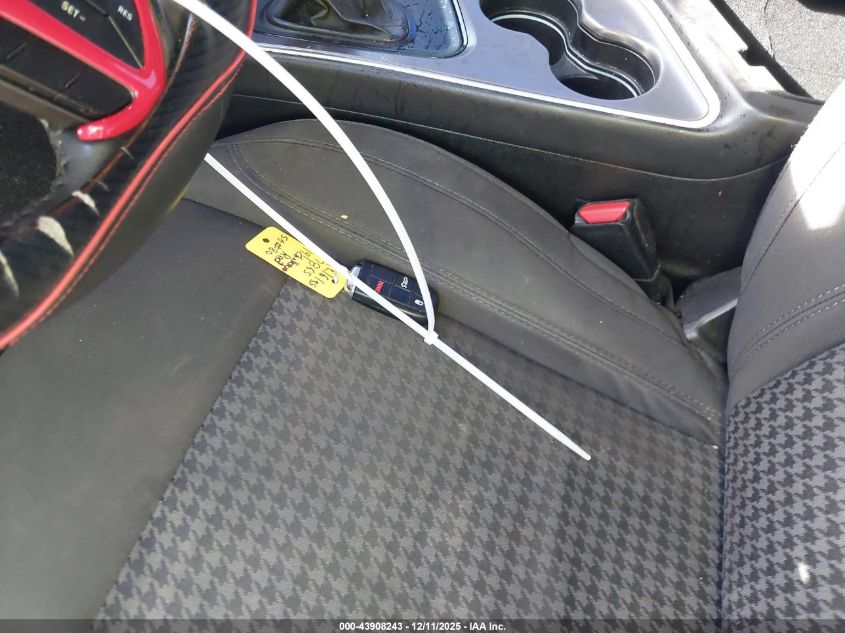 2019 Dodge Challenger Sxt Awd VIN: 2C3CDZGG7KH677865 Lot: 43908243