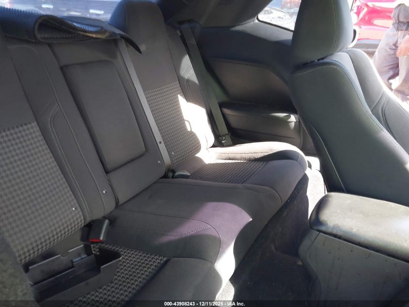 2019 Dodge Challenger Sxt Awd VIN: 2C3CDZGG7KH677865 Lot: 43908243