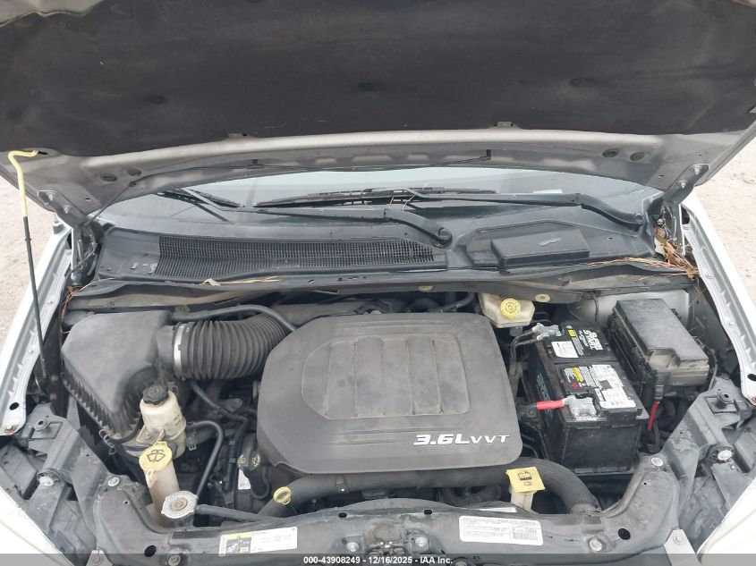 2014 Chrysler Town & Country Touring VIN: 2C4RC1BG1ER256546 Lot: 43908249