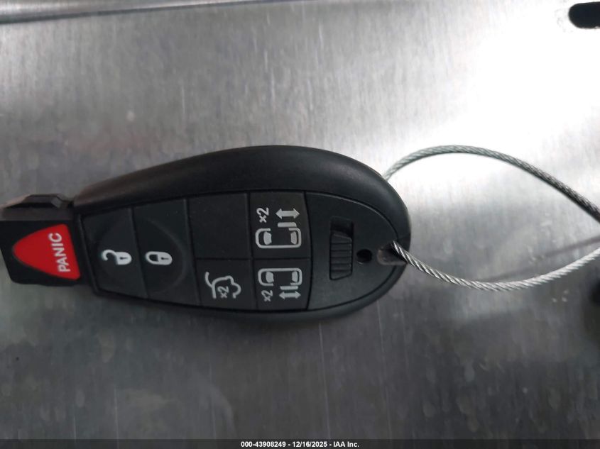 2014 Chrysler Town & Country Touring VIN: 2C4RC1BG1ER256546 Lot: 43908249