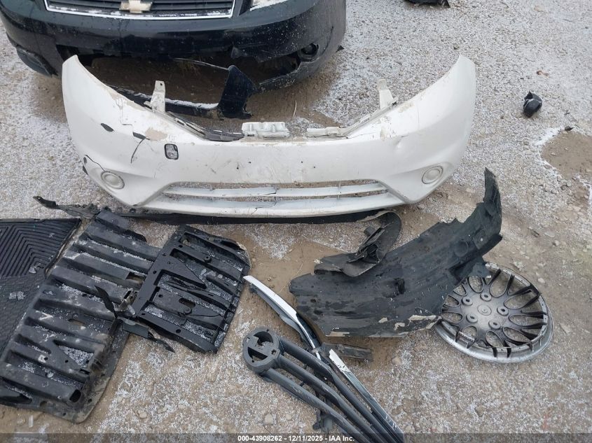 2015 Nissan Versa Note S (Sr)/S Plus/Sl/Sr/Sv VIN: 3N1CE2CP7FL352462 Lot: 43908262