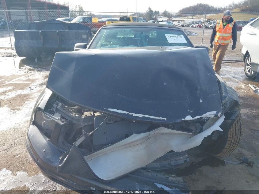 2008 Ford Mustang V6 Deluxe/V6 Premium VIN: 1ZVHT84N185155361 Lot: 43908358