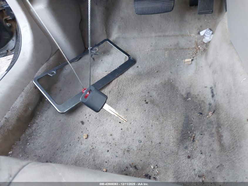 2000 Nissan Maxima Gle/Gxe/Se VIN: JN1CA31D5YT518213 Lot: 43908363