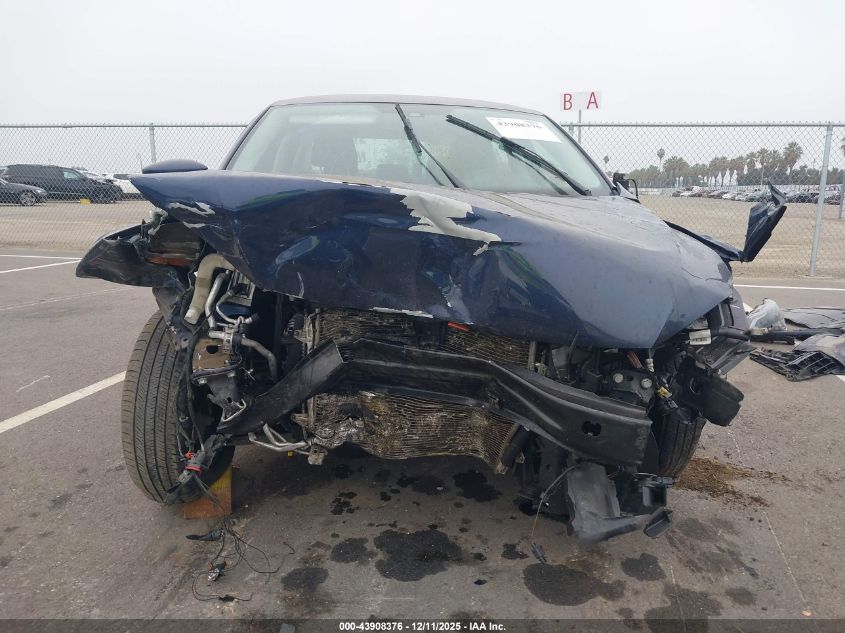 2013 Volkswagen Passat 2.5L S VIN: 1VWAP7A33DC066352 Lot: 43908376