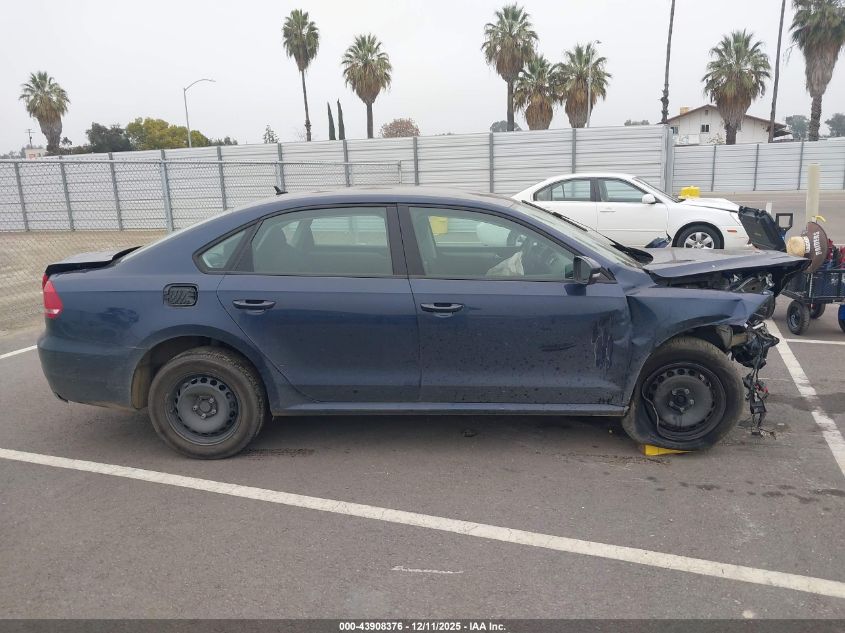 2013 Volkswagen Passat 2.5L S VIN: 1VWAP7A33DC066352 Lot: 43908376