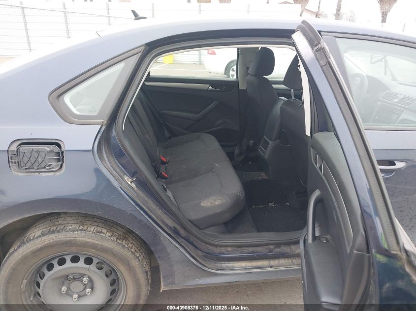 2013 Volkswagen Passat 2.5L S VIN: 1VWAP7A33DC066352 Lot: 43908376