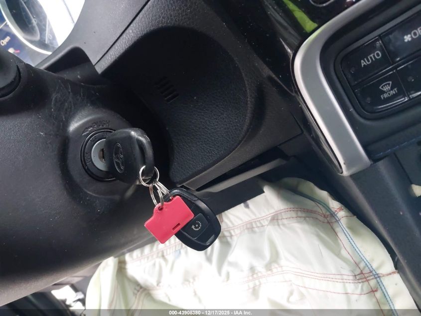 2018 Toyota Corolla Se VIN: 2T1BURHEXJC081002 Lot: 43908380