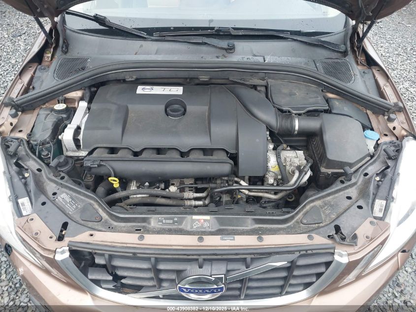 2010 Volvo Xc60 T6/T6 R-Design VIN: YV4992DZ2A2023669 Lot: 43908382
