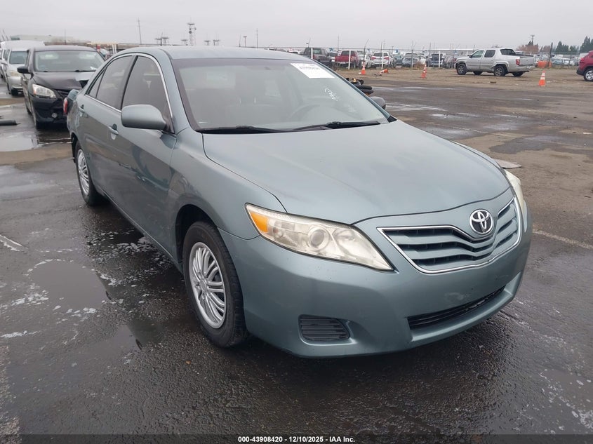 2010 TOYOTA CAMRY LE