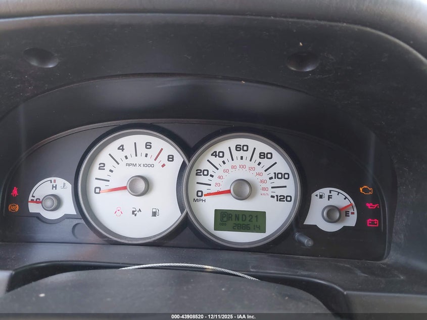 2005 Ford Escape Xls VIN: 1FMCU02Z85KB32654 Lot: 43908520