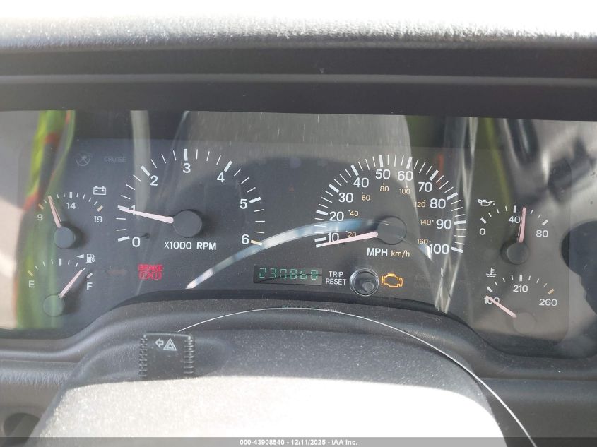 2001 Jeep Cherokee Sport VIN: 1J4FF48S01L572735 Lot: 43908540