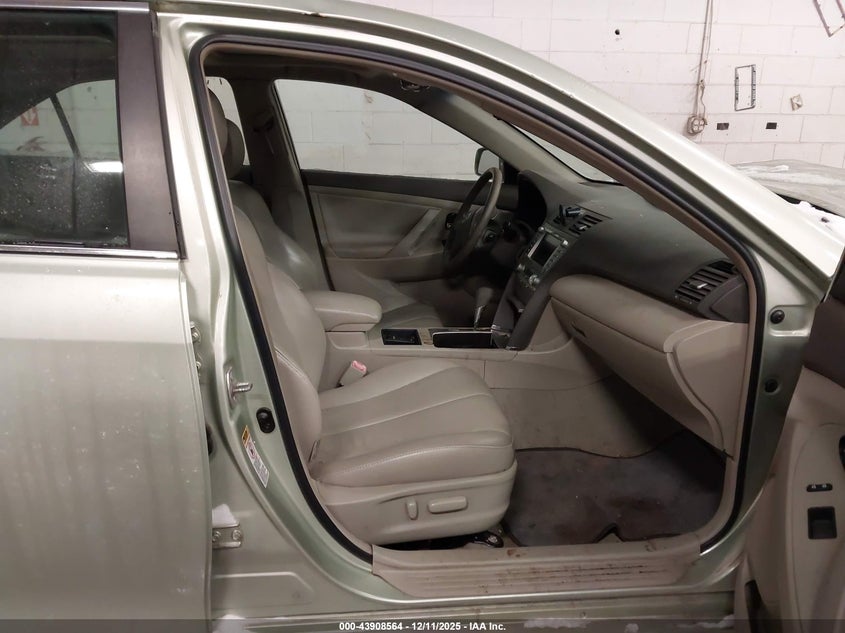 2008 Toyota Camry Hybrid