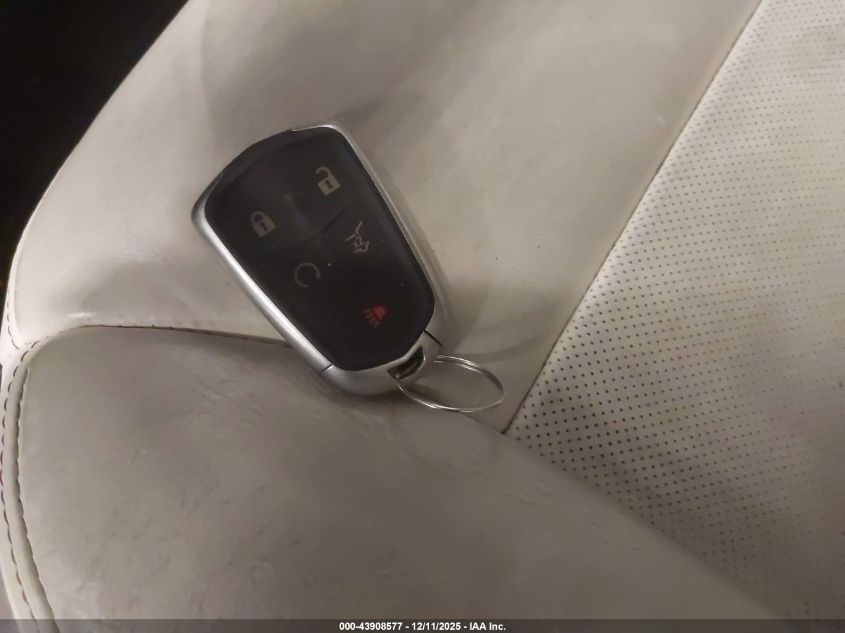 2019 Cadillac Xt4 Sport VIN: 1GYFZFR45KF150060 Lot: 43908577