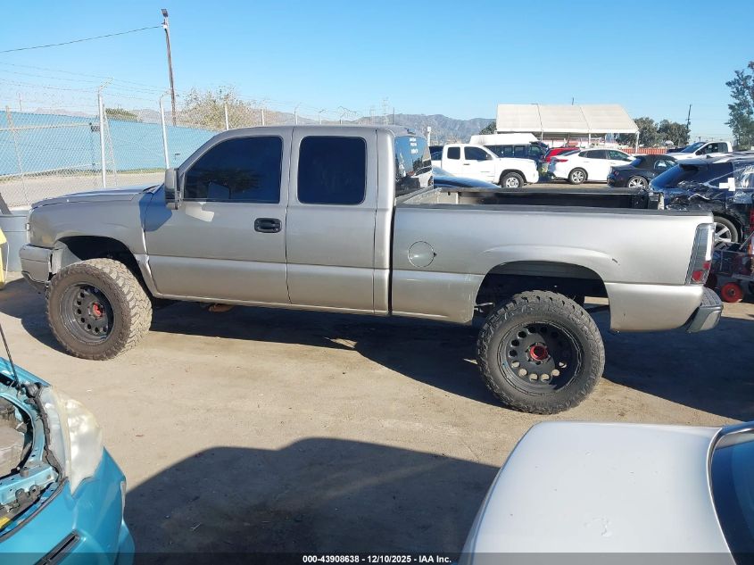 2003 Chevrolet Silverado 1500 Ls VIN: 2GCEC19T331328277 Lot: 43908638