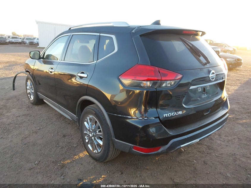 2017 Nissan Rogue Sv