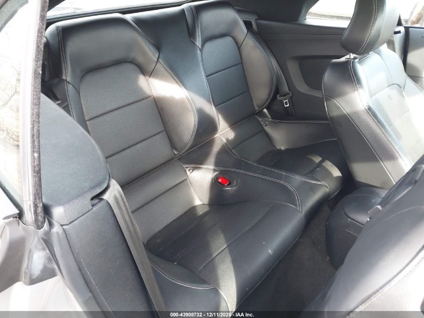 2018 Ford Mustang Ecoboost Premium VIN: 1FATP8UH9J5175042 Lot: 43908732