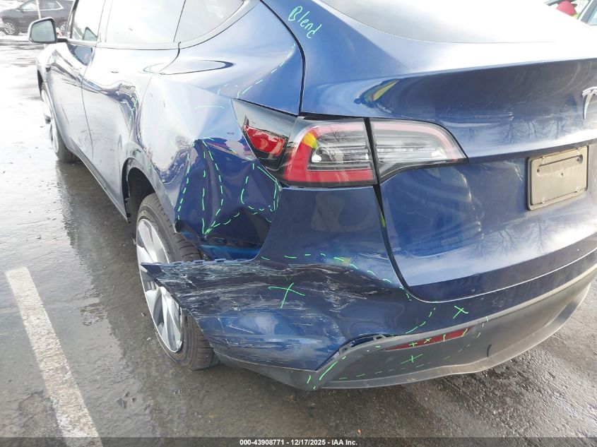 2020 Tesla Model Y Long Range Dual Motor All-Wheel Drive VIN: 5YJYGDEEXLF025231 Lot: 43908771