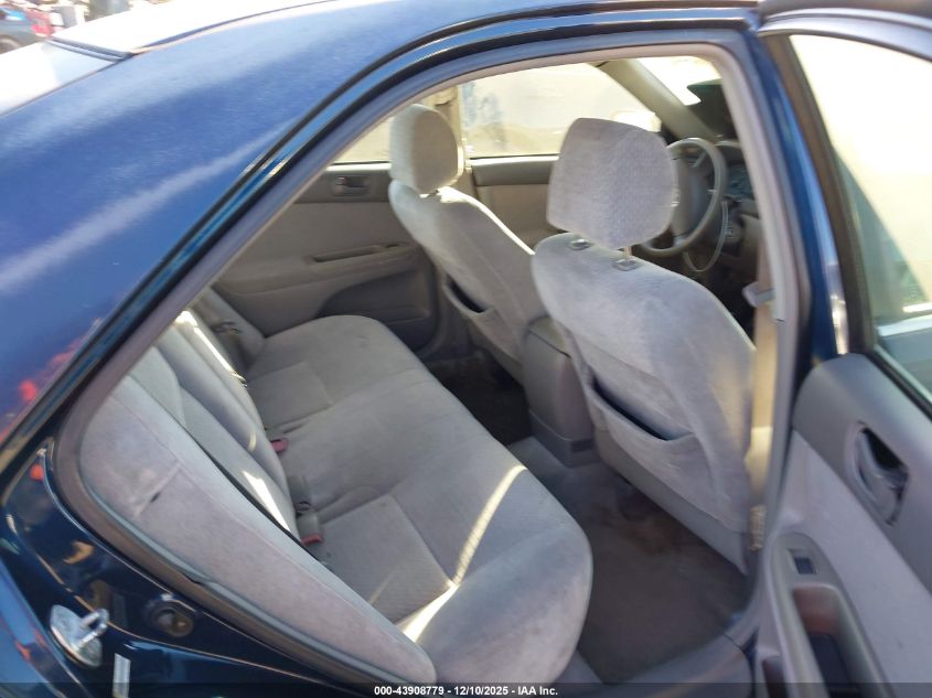 2004 Toyota Camry Le VIN: 4T1BE32K44U301228 Lot: 43908779