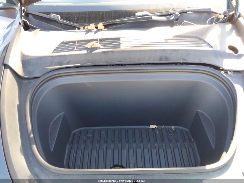 2020 Tesla Model Y Long Range Dual Motor All-Wheel Drive VIN: 5YJYGDEE9LF037919 Lot: 43908787