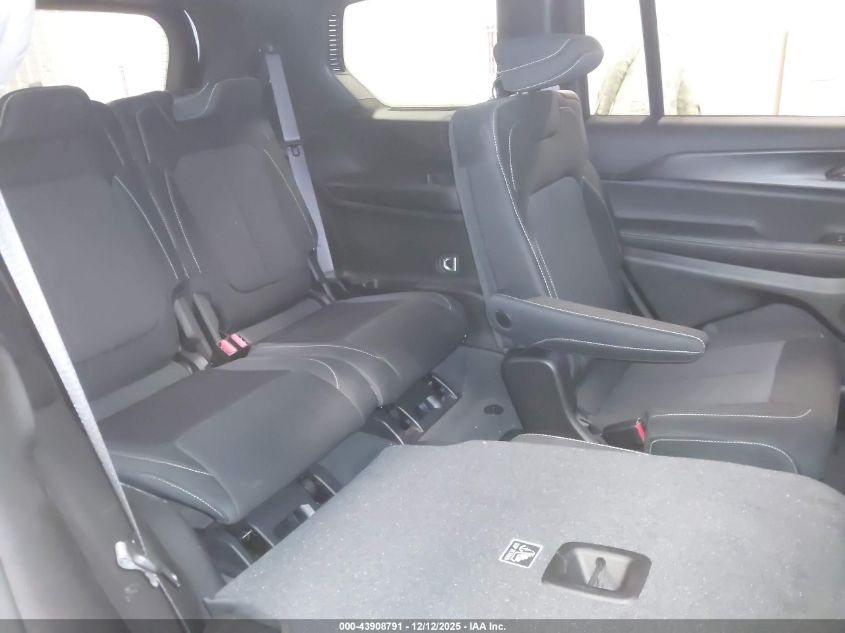 2024 Jeep Grand Cherokee L Laredo X 4X4 VIN: 1C4RJKAG3R8572948 Lot: 43908791