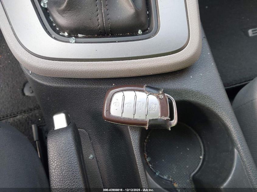 2020 Hyundai Elantra Value Edition VIN: 5NPD84LF1LH617318 Lot: 43908816