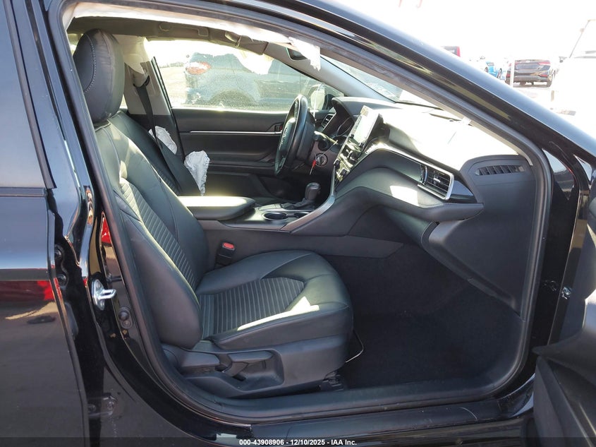 2023 Toyota Camry Se Nightshade Edition