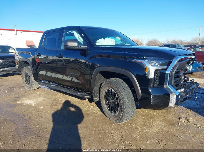 TOYOTA TUNDRA SR5 CREWMAX 5.5 BED