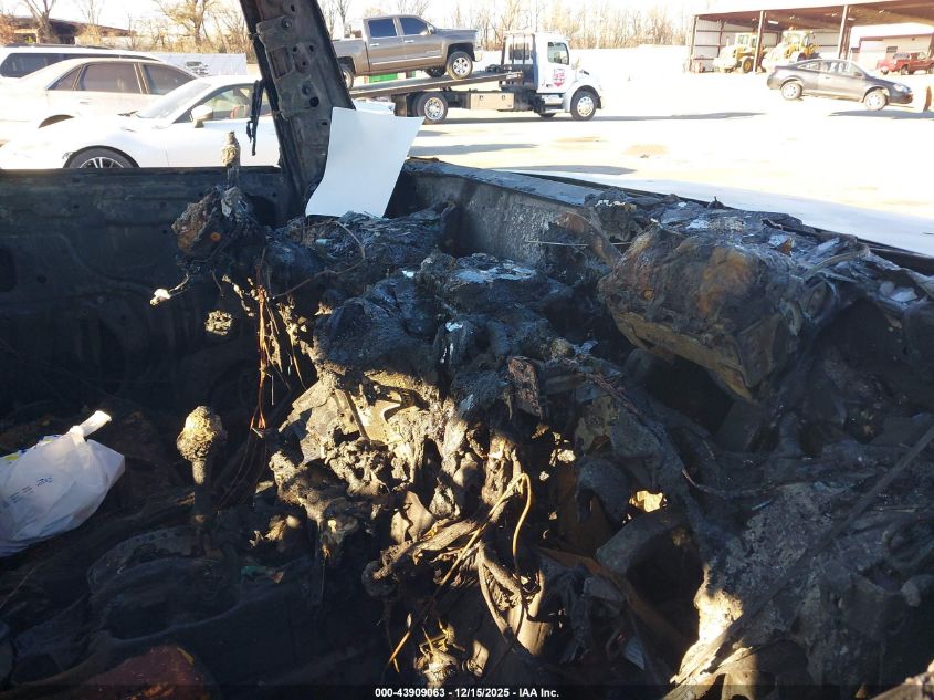 JTEBU11F370031528 2007 TOYOTA FJ CRUISER photo no. 5