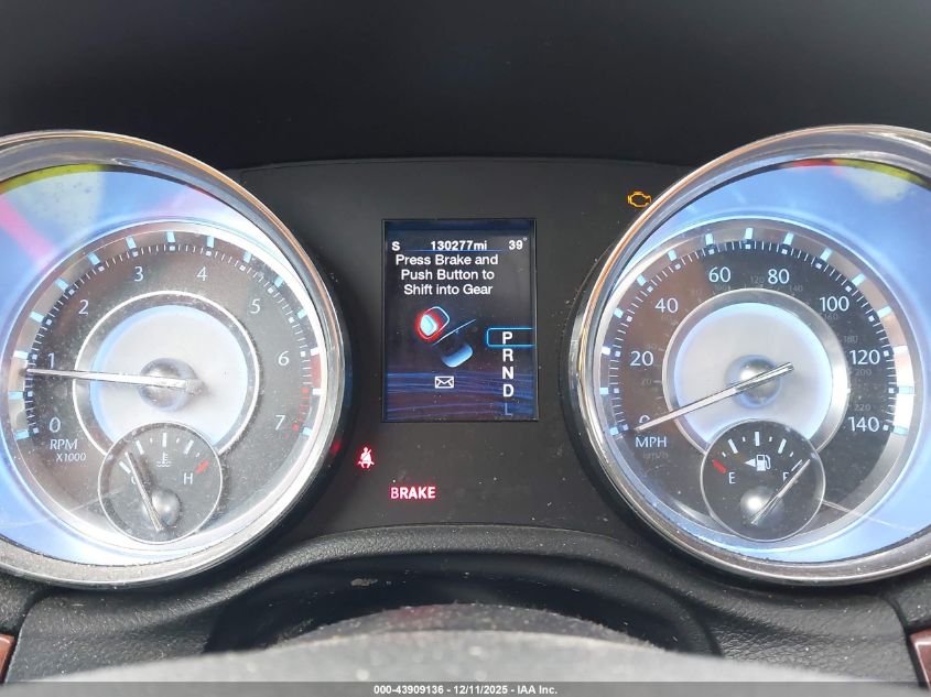 2012 Chrysler 300 Limited VIN: 2C3CCACGXCH266262 Lot: 43909136