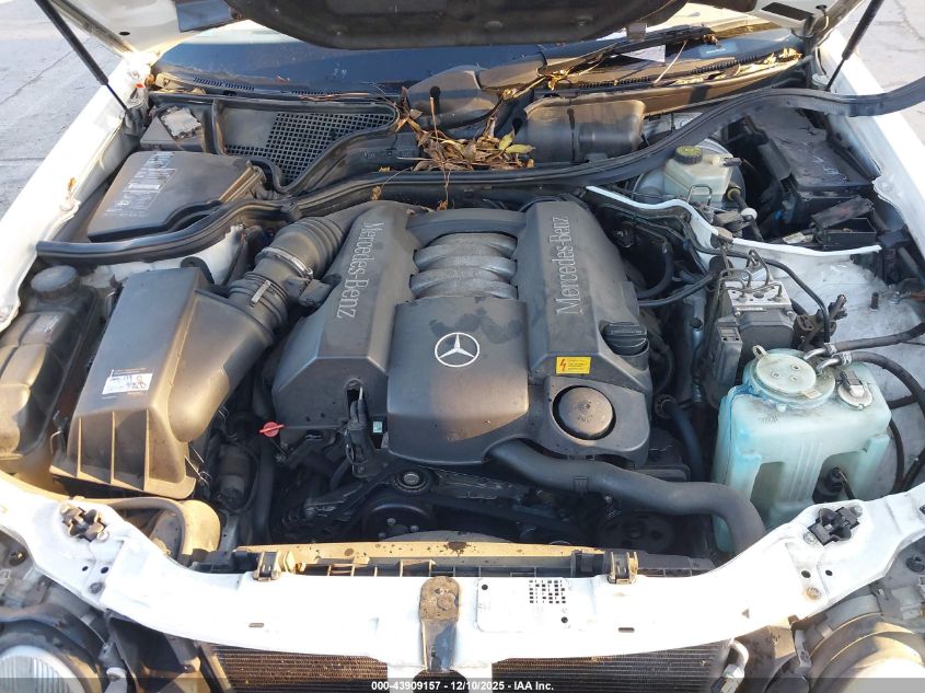 2000 Mercedes-Benz E 320 VIN: WDBJF65J2YB123160 Lot: 43909157