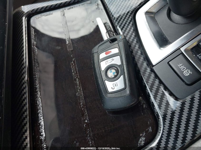 2012 BMW 528I xDrive VIN: WBAXH5C59CD035987 Lot: 43909223