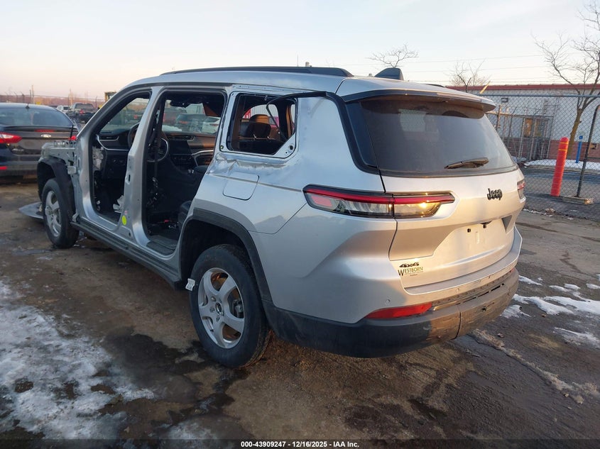 2025 Jeep Grand Cherokee L Altitude X 4X4