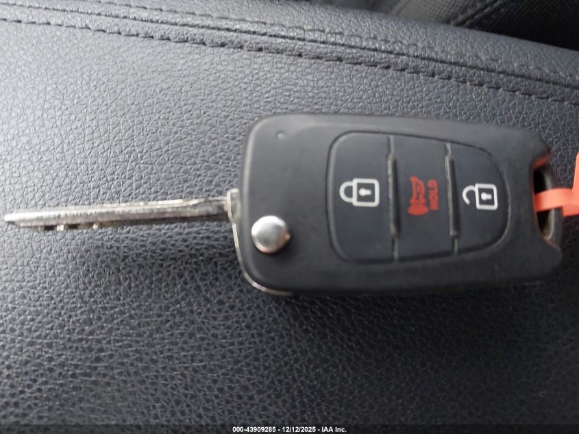 2013 Kia Sportage Lx VIN: KNDPB3A26D7397446 Lot: 43909285