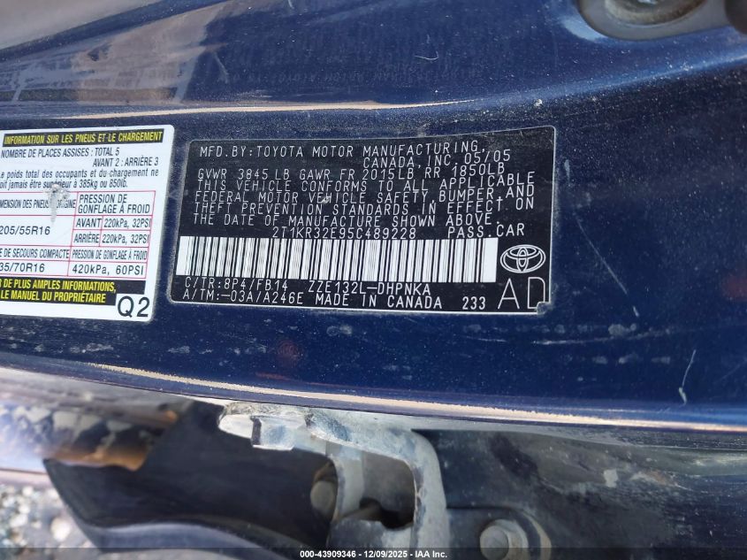 2005 Toyota Matrix Xr VIN: 2T1KR32E95C489228 Lot: 43909346