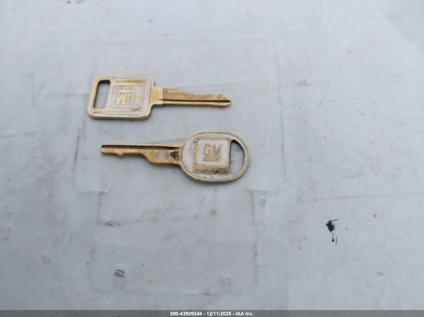 1990 Chevrolet G20 VIN: 1GBEG25K4L7168277 Lot: 43909348