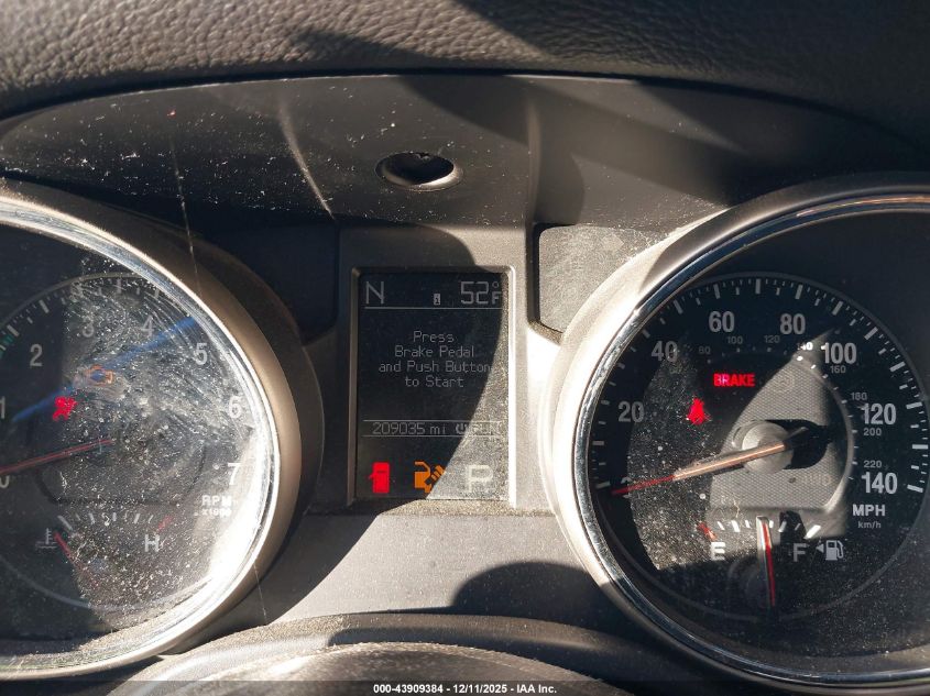 2011 Jeep Grand Cherokee Laredo VIN: 1J4RR4GG6BC572127 Lot: 43909384