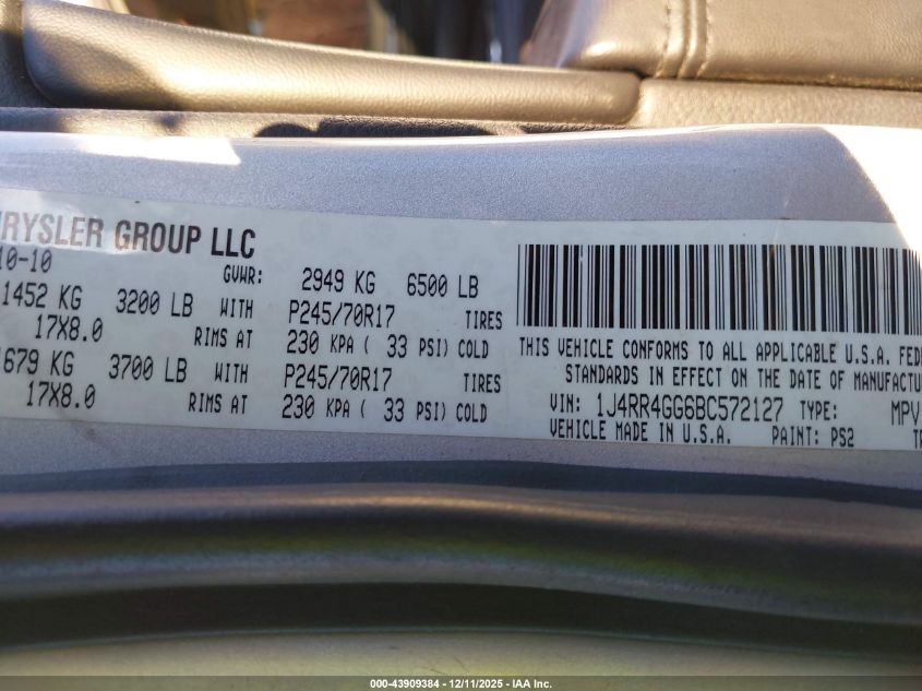 2011 Jeep Grand Cherokee Laredo VIN: 1J4RR4GG6BC572127 Lot: 43909384