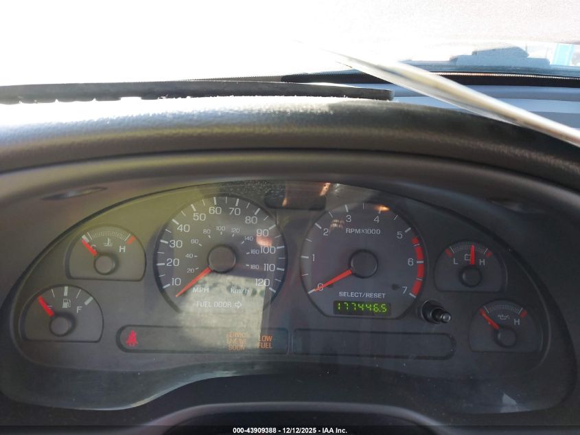 2002 Ford Mustang VIN: 1FAFP40452F210292 Lot: 43909388